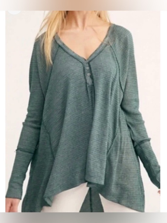 We The Free Tops - We The Free Heathered Sage Green Long Sleeve Henley Tunic